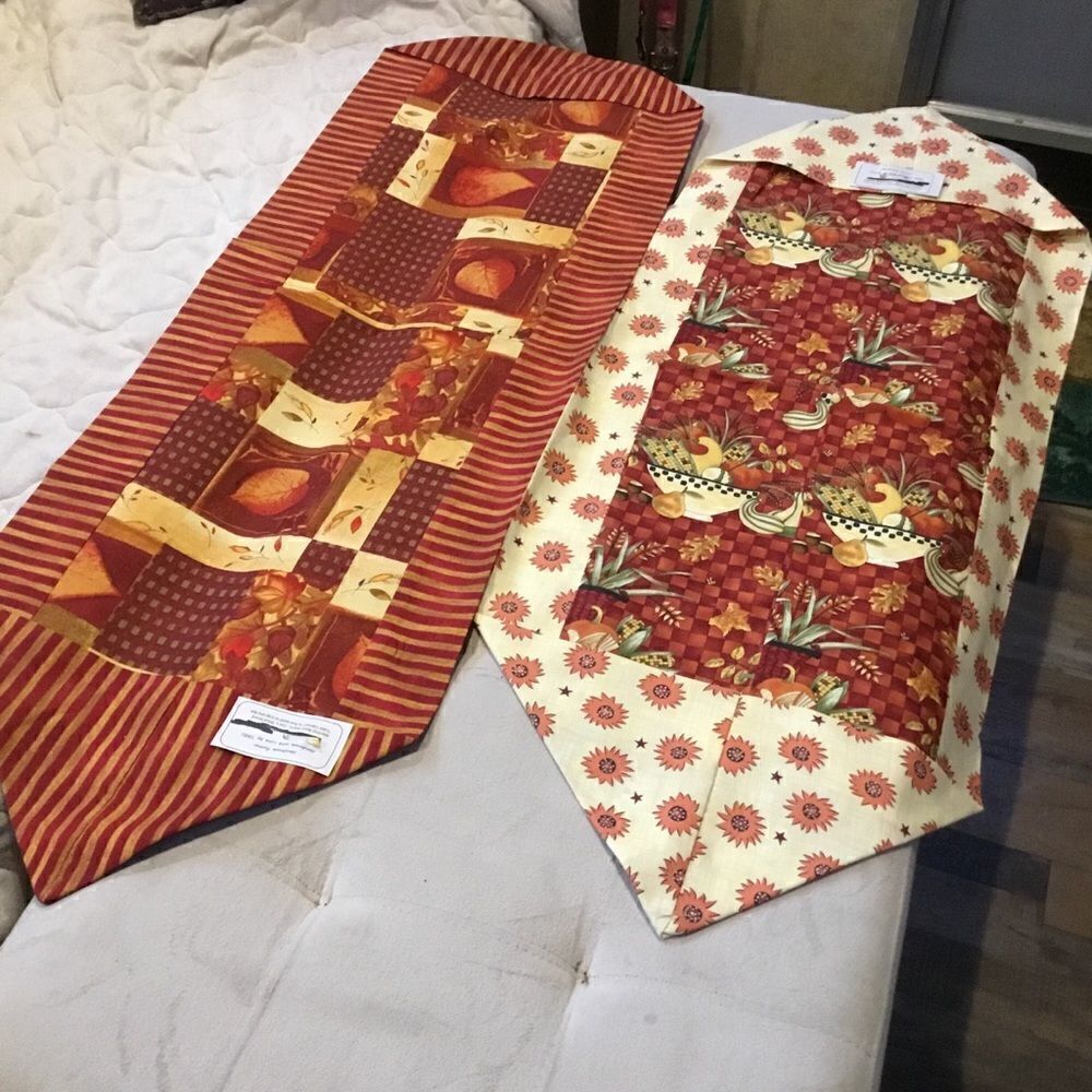 NWT Hand Crafted Autumn Prints Runners